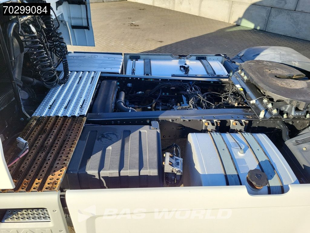 MAN TGX 18.500 4X2 XLX Retarder 2x Tanks