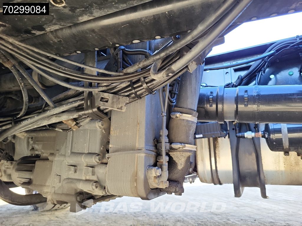 MAN TGX 18.500 4X2 XLX Retarder 2x Tanks