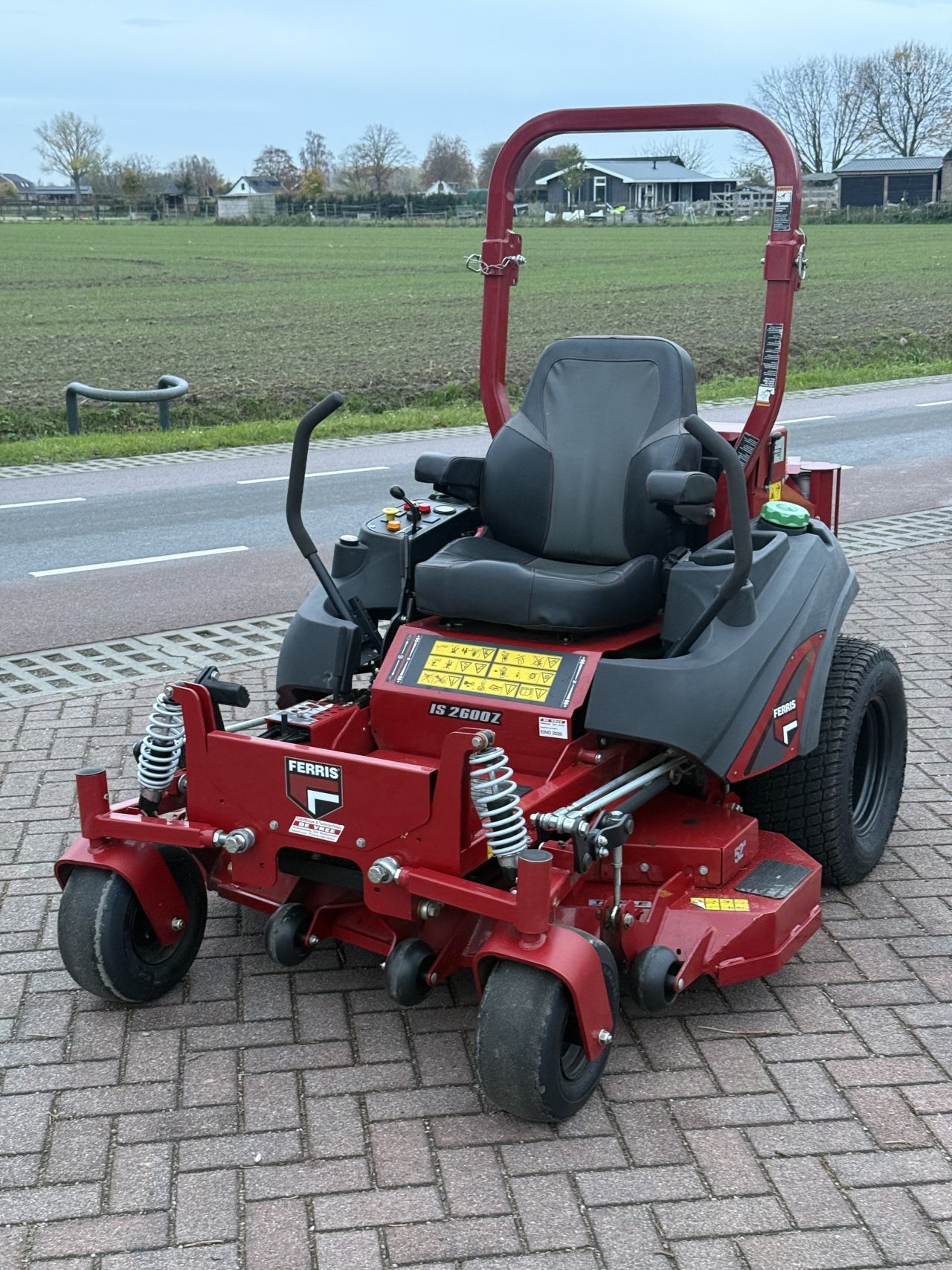 Ferris is2600 rondom geveerd diesel