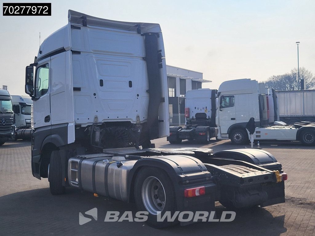 Mercedes Actros Actros 1851 4X2 BigSpace 2x Tanks