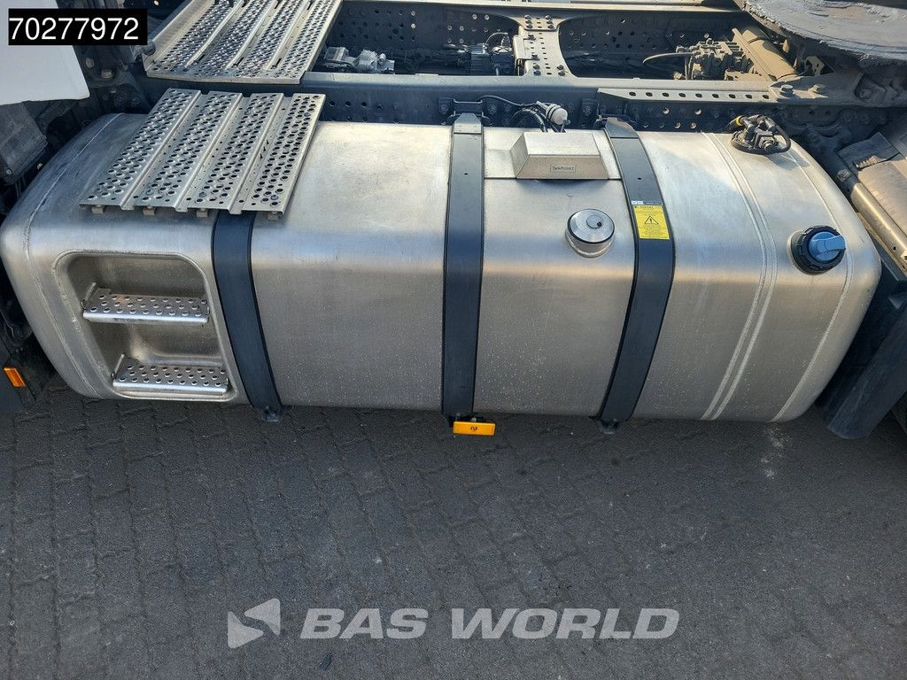 Mercedes Actros Actros 1851 4X2 BigSpace 2x Tanks