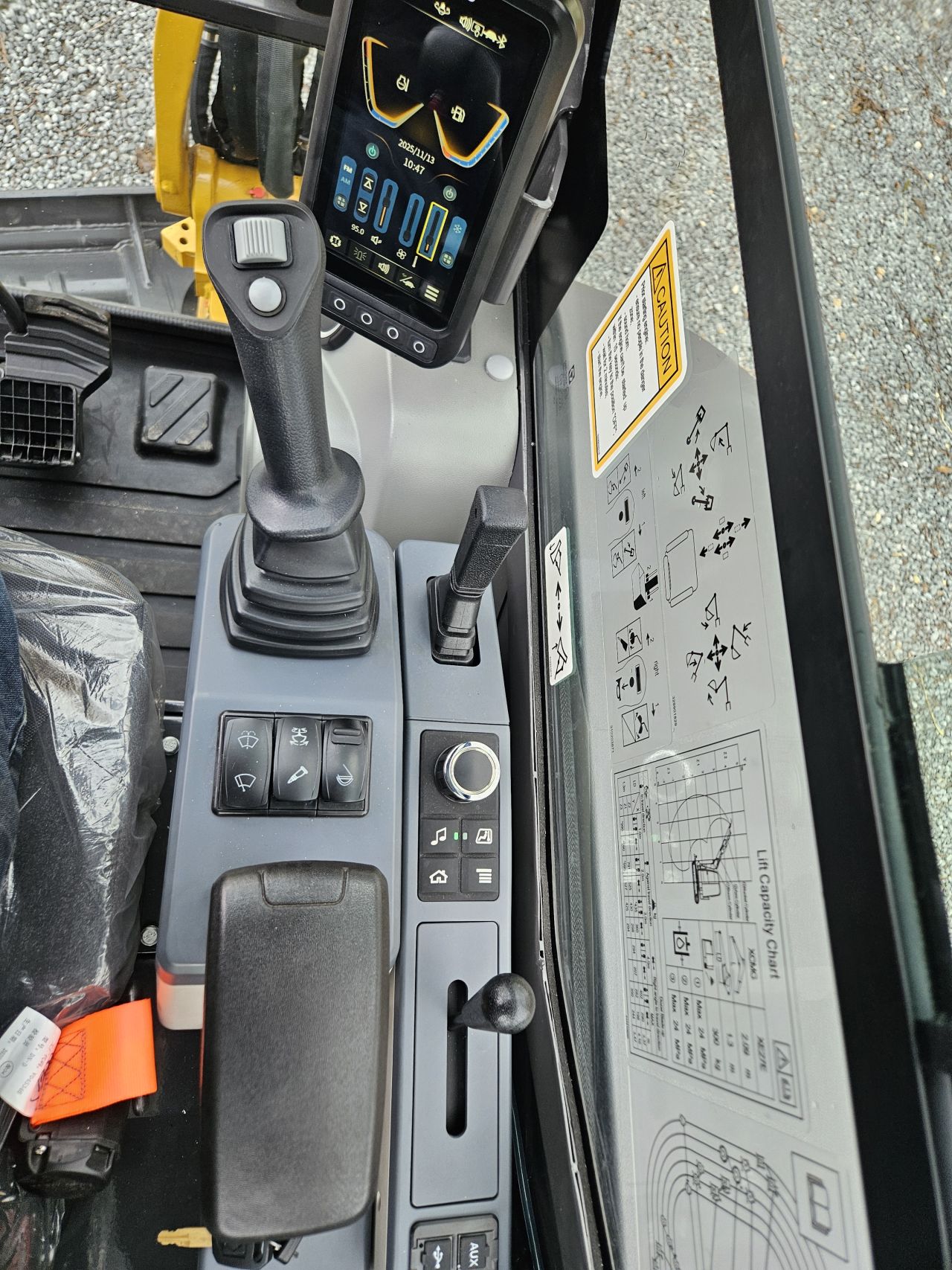 Minigraver 2,7 T nieuwste model!!