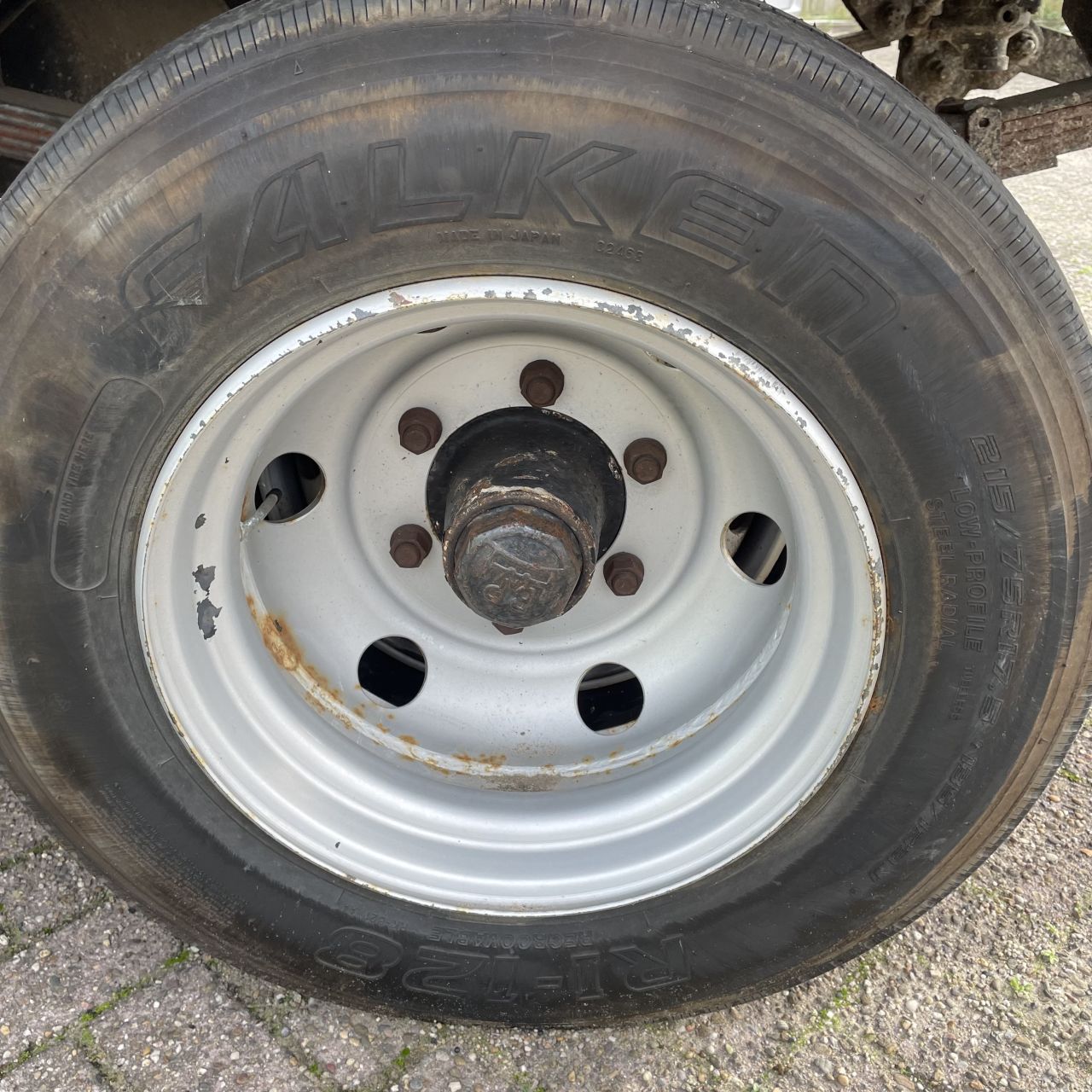 Combi woonwagen met hydraulisch uitschuif. 12,5 lang.