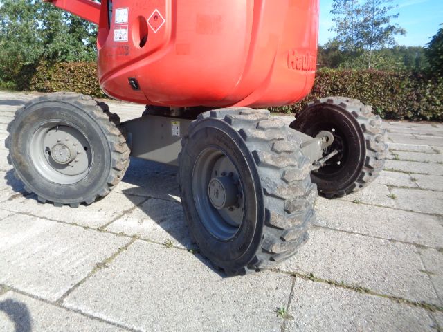 3x Haulotte hoogwerkers