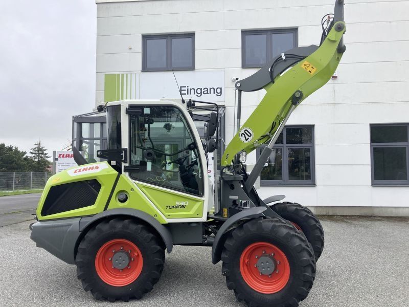 Claas TORION 530