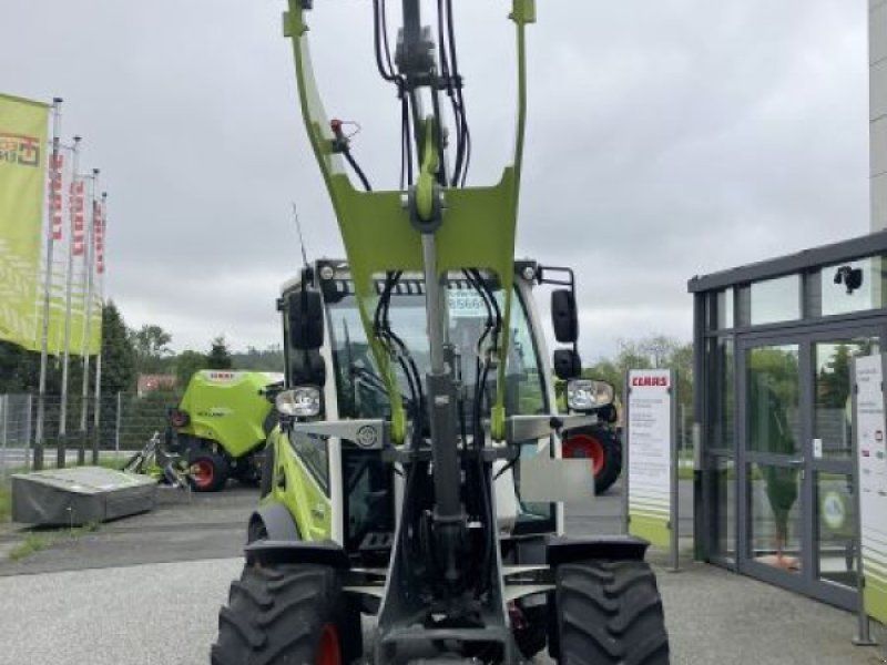 Claas TORION 530