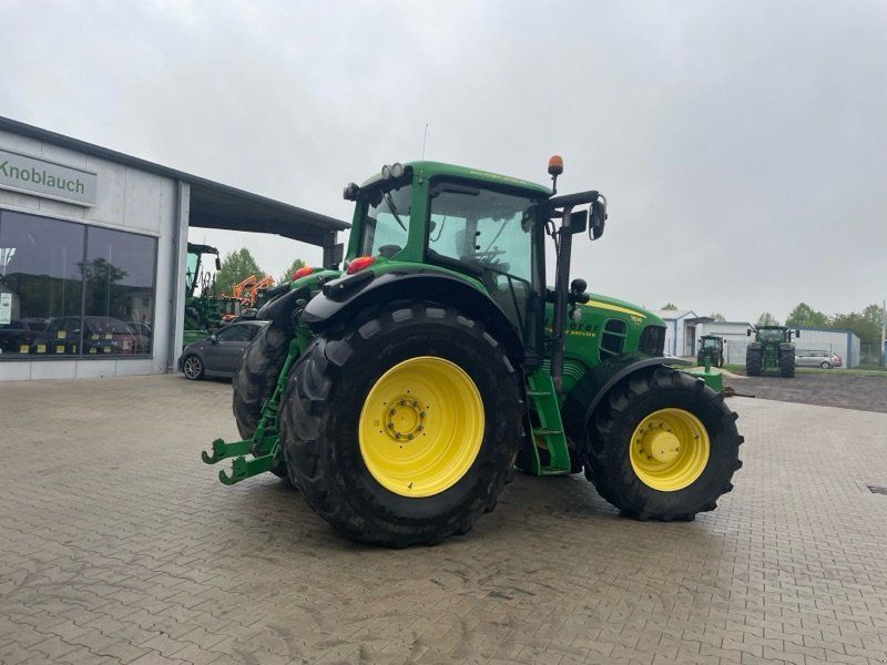 John Deere 7530