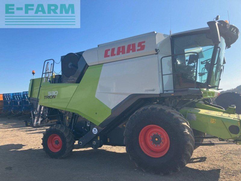 Claas TRION 530