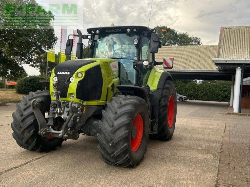 Claas AXION 830