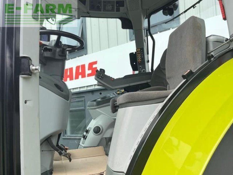 Claas ARION 650