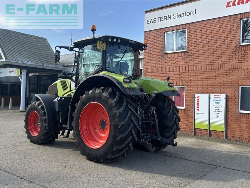 Claas AXION 830