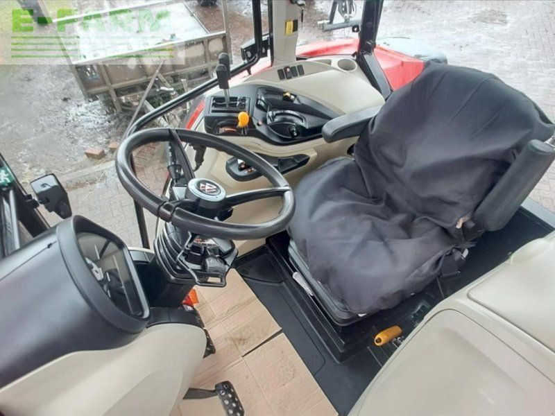 Massey Ferguson 5711 DYNA 4