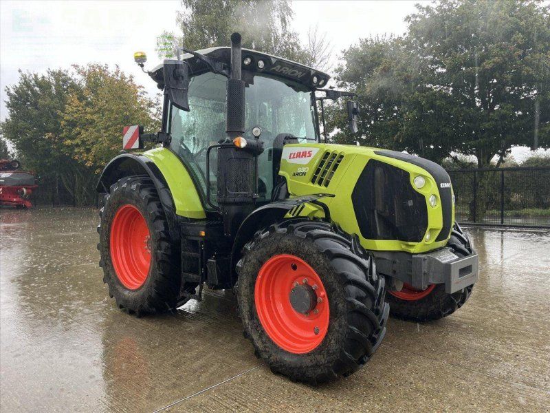 Claas ARION 530