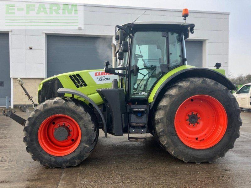 Claas ARION 660