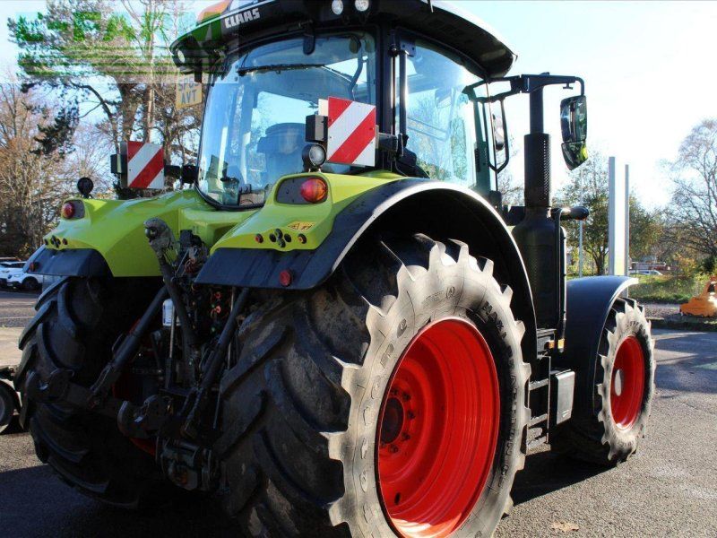 Claas ARION 630