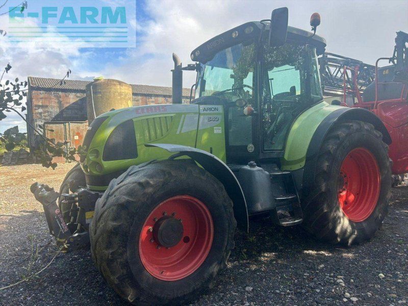 Claas ARION 640