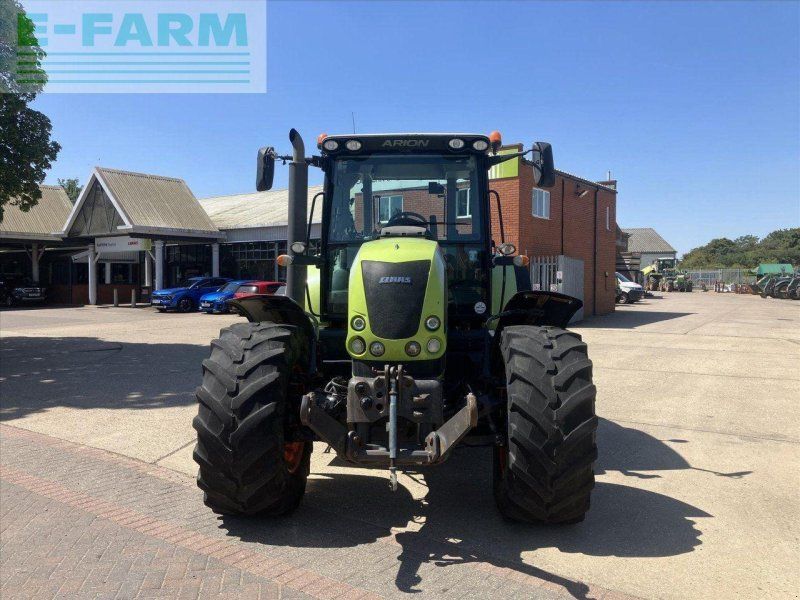 Claas ARION 640