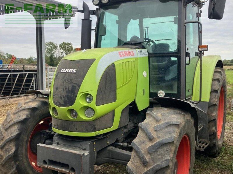 Claas ARES 557