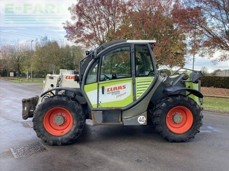 Claas SCORPION 7030