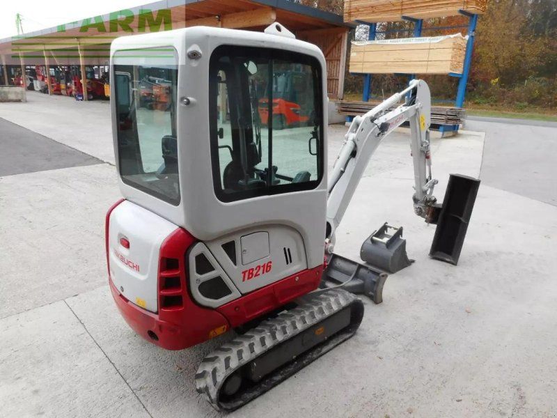 Takeuchi tb 216 ( 1.865kg ) powertilt + hydr. schnellwech