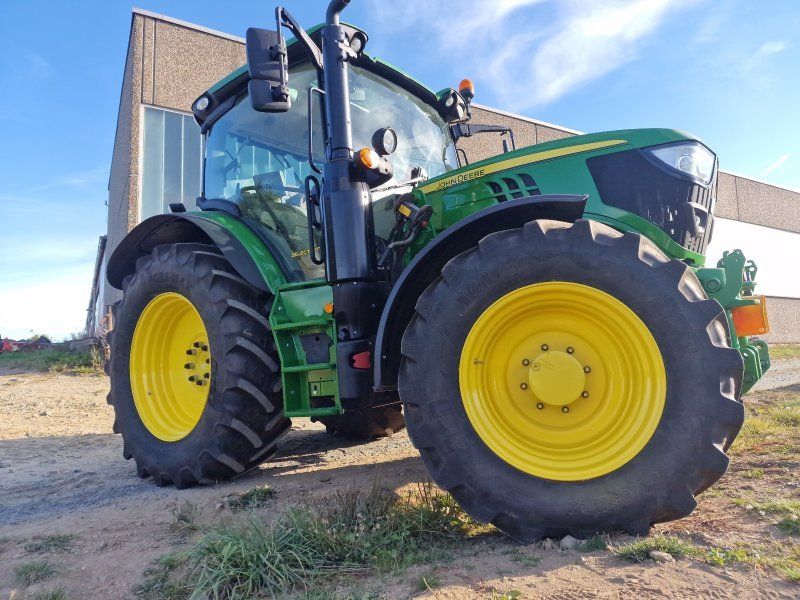 John Deere 6130R