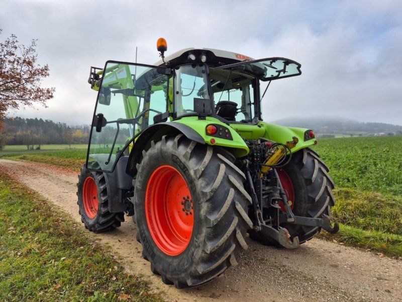 Claas ARION 460 CIS mit Frontlader