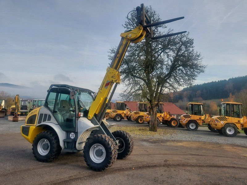 Kramer 680 Telesk mit neuen Breitreifen