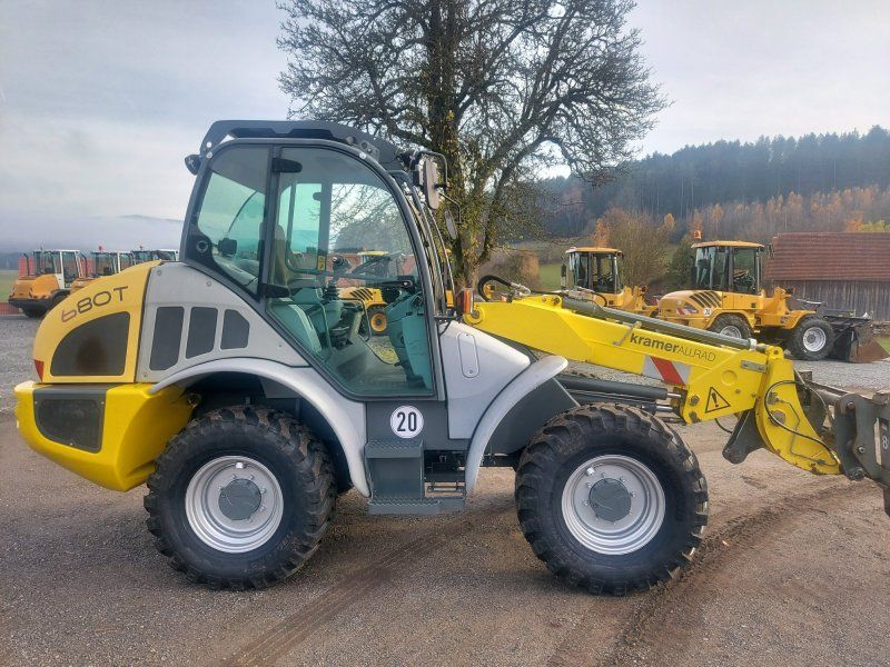 Kramer 680 Telesk mit neuen Breitreifen