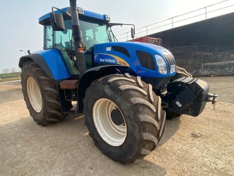 New Holland TVT 195