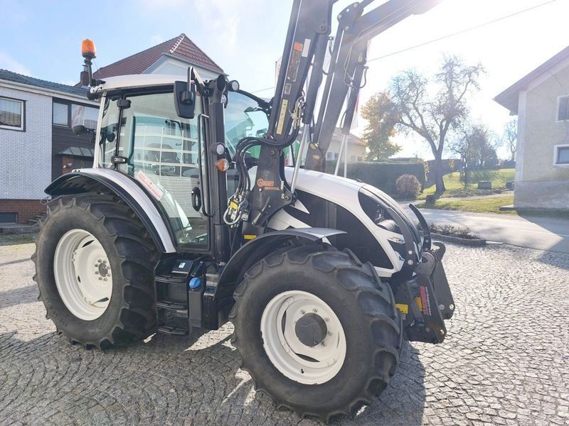 Valtra A 115