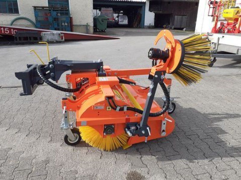 Dominator Pri Clean Kehrmaschine TOP Aktion