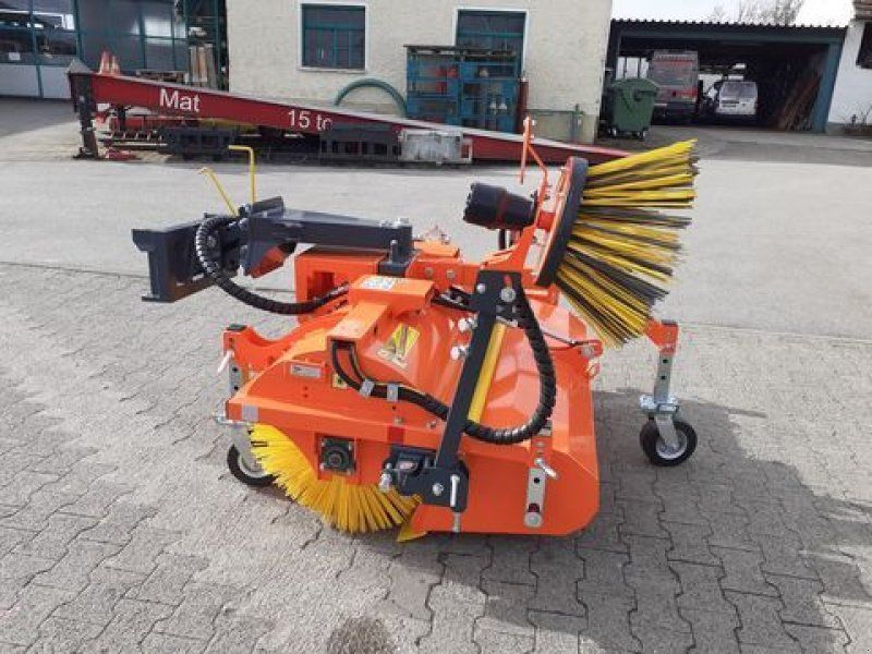 Dominator Pri Clean Kehrmaschine TOP Aktion