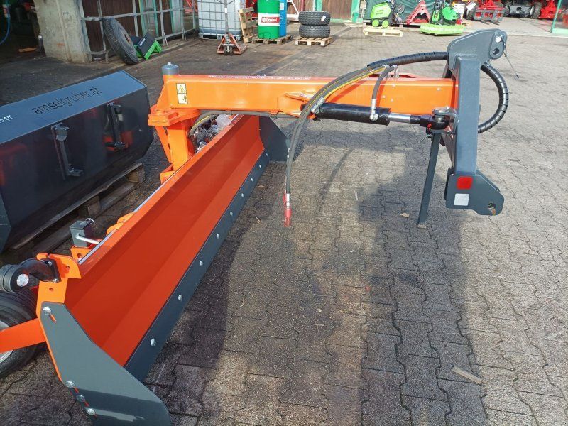 Dominator Graderschild  X2500