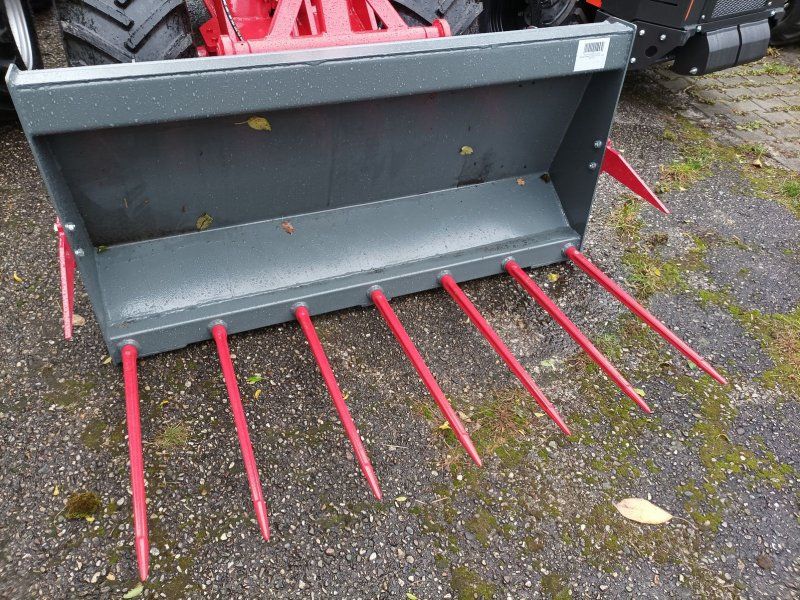 Dominator Dunggabel 150 cm  mit Hauer Aufnahme Mistgabel