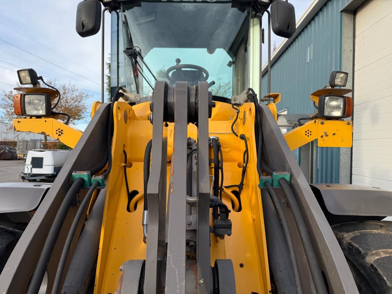 VOLVO L60G ( BJR 2012 )