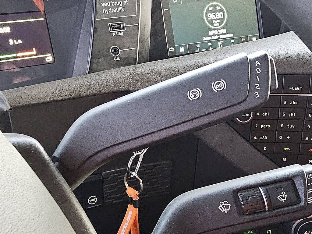 VOLVO FH 500 6x2 steered pto+hydr