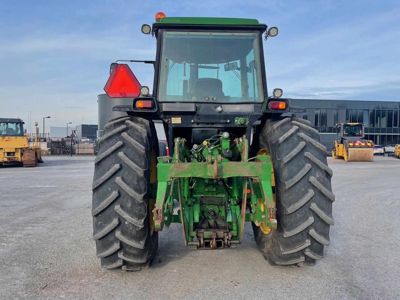 John Deere 4755