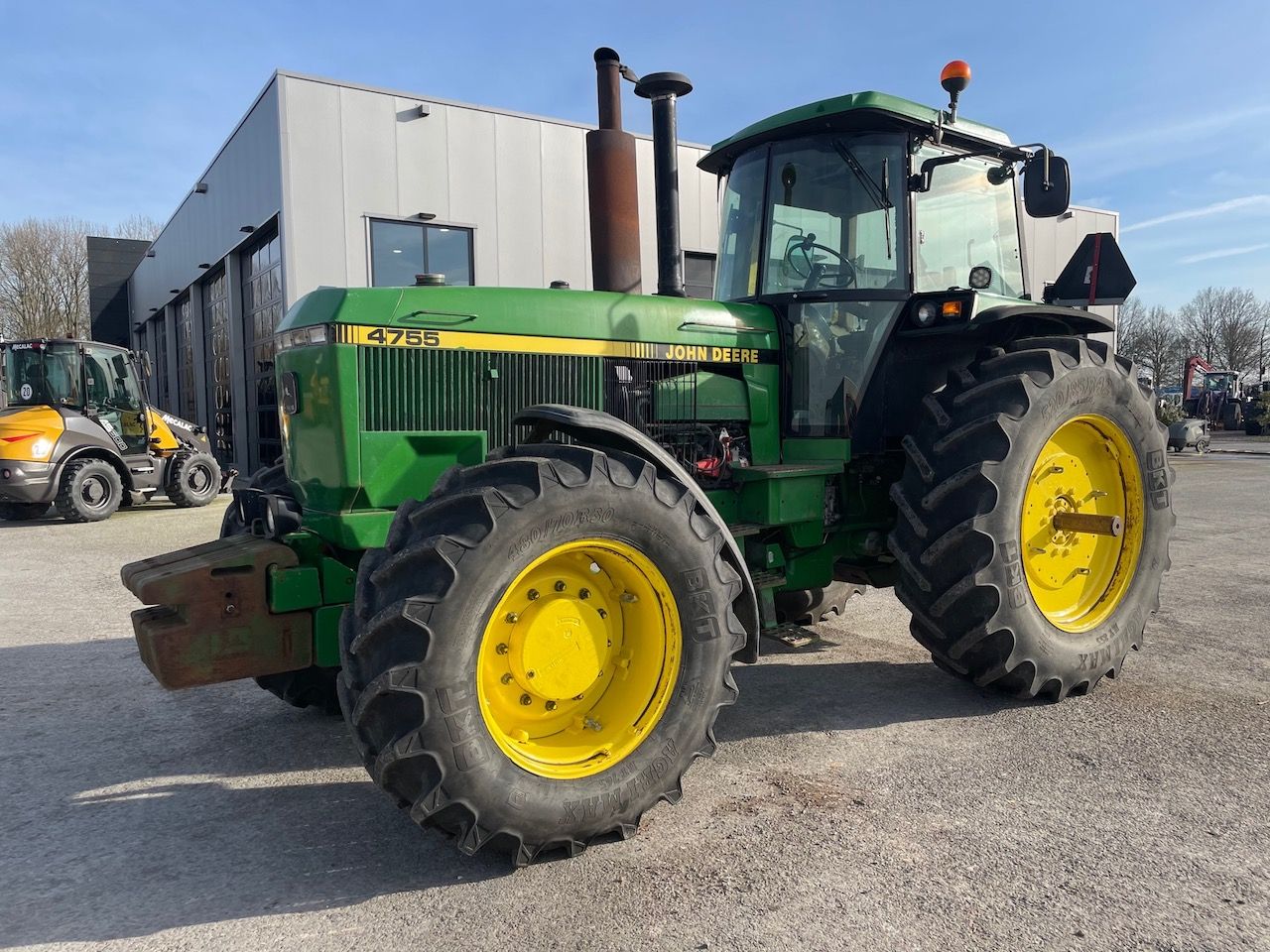 John Deere 4755