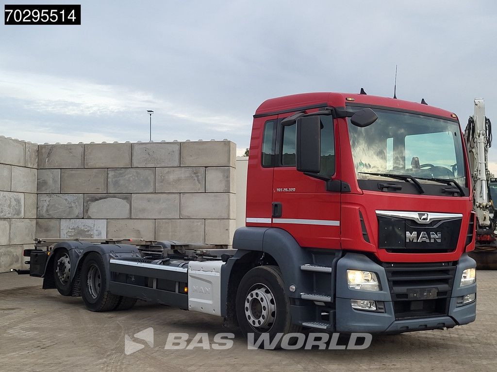MAN TGS TGS 26.320 6X2 ADR BDF Lift + Steering Axle Euro 6