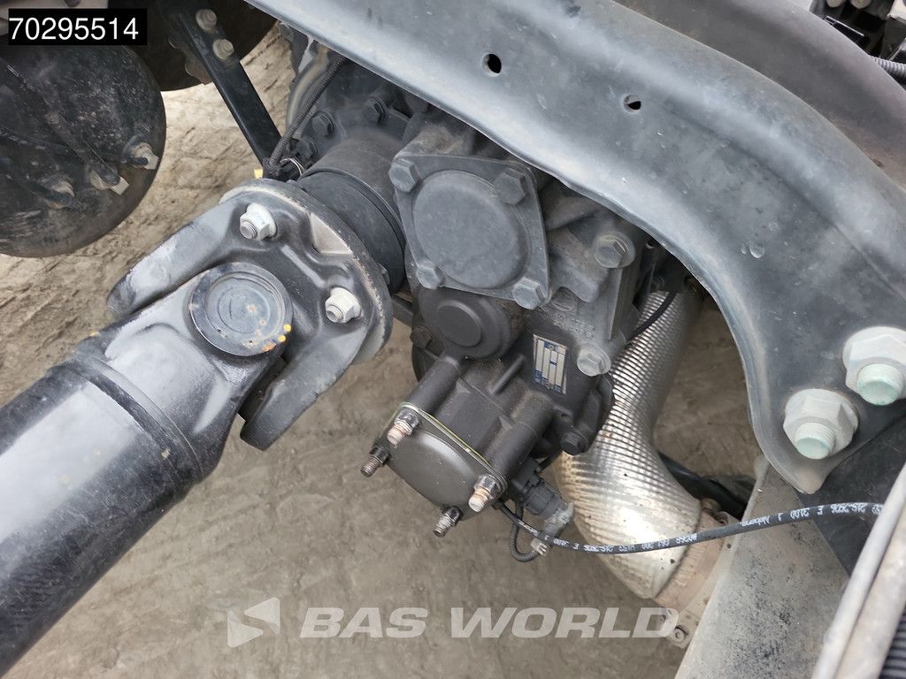 MAN TGS TGS 26.320 6X2 ADR BDF Lift + Steering Axle Euro 6