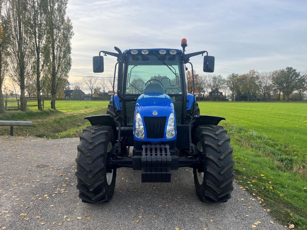 New Holland TL100A