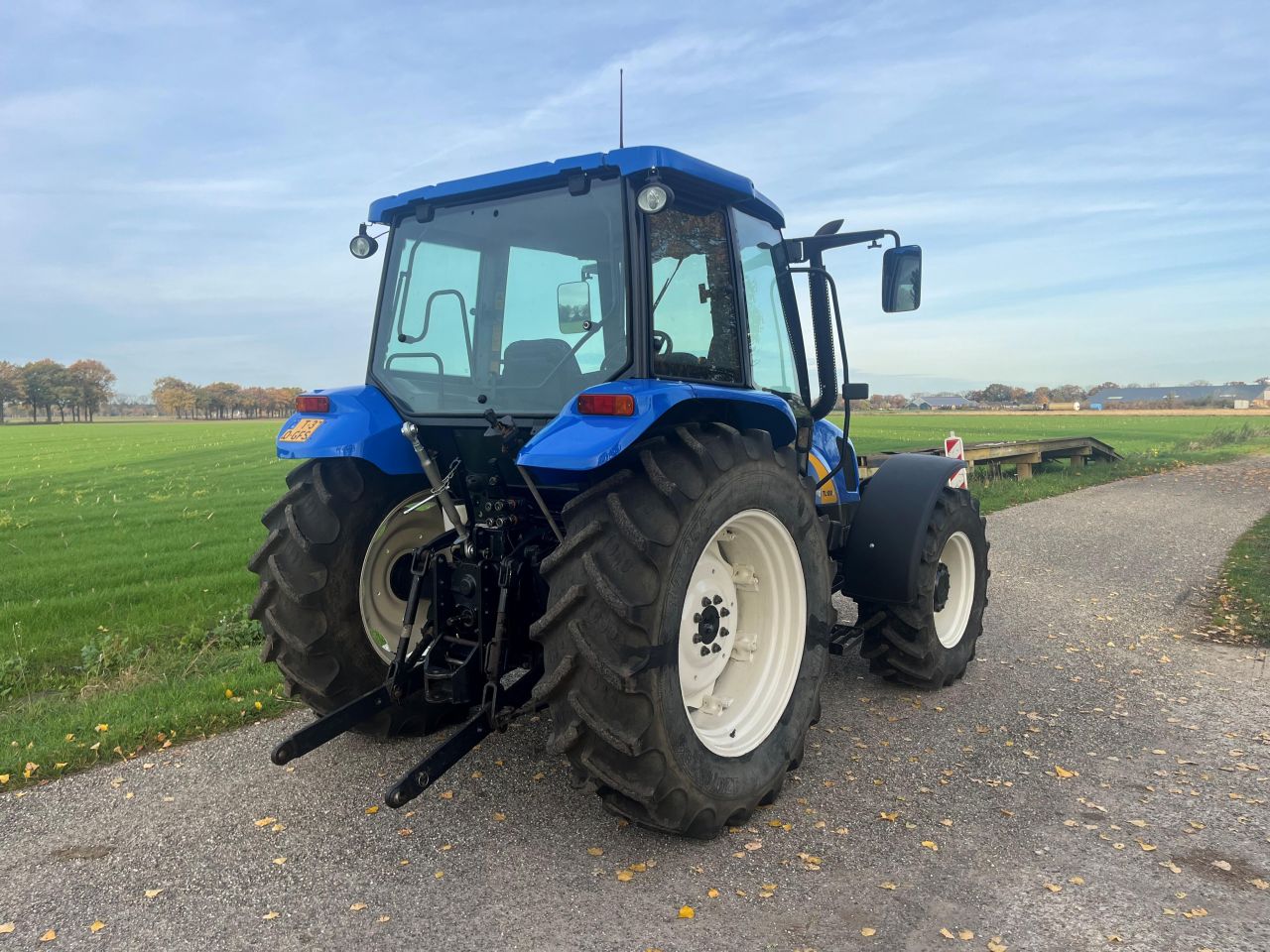 New Holland TL100A