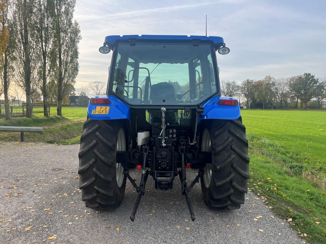 New Holland TL100A