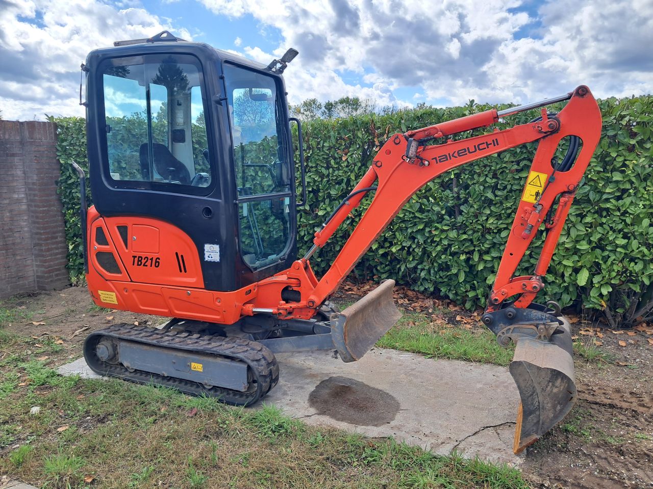 Minigraver Takeuchi TB216 ( Bj 2015 ) Graafmachine / Minikraan