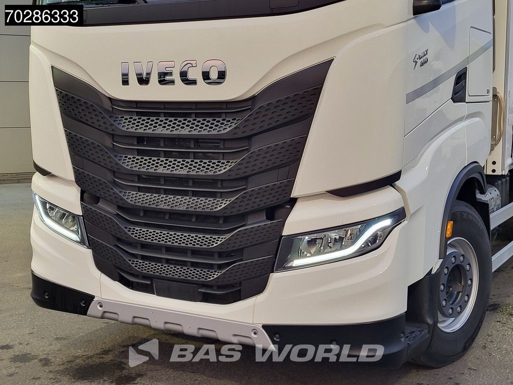 Iveco S-Way 490 6X2 NEW! Lift+steering Axle 2000kg Ladebordwand Retarder Navi Standklima