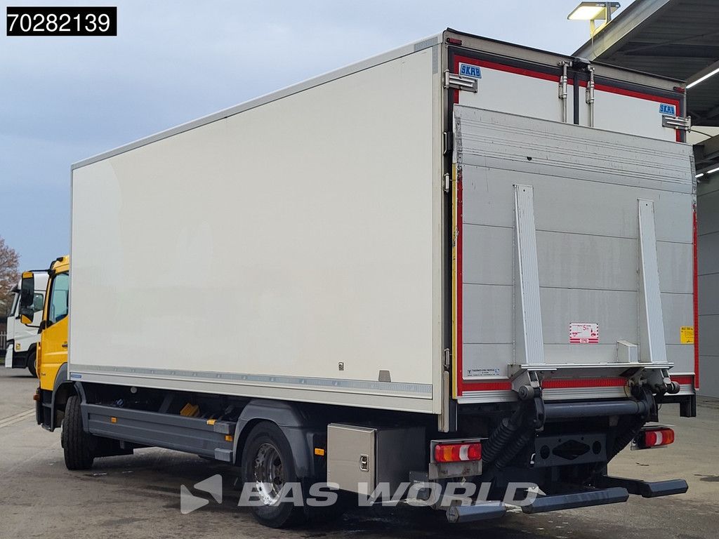 Mercedes Atego Atego 1524 4X2 16tonner Thermo King T-1200R cooler 1500kg Ladebordwand Automatic