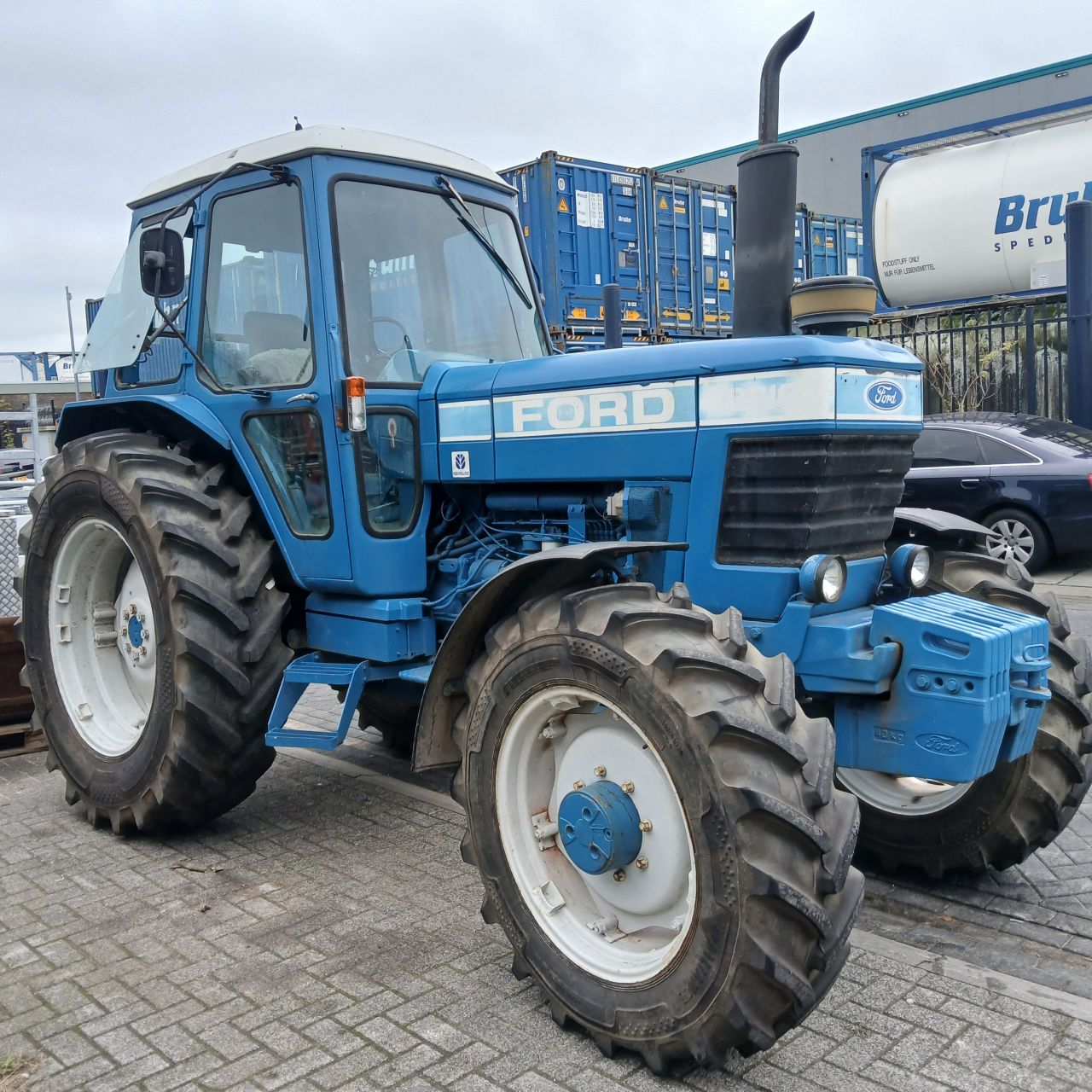 Ford 8210 Mooie Tractor.