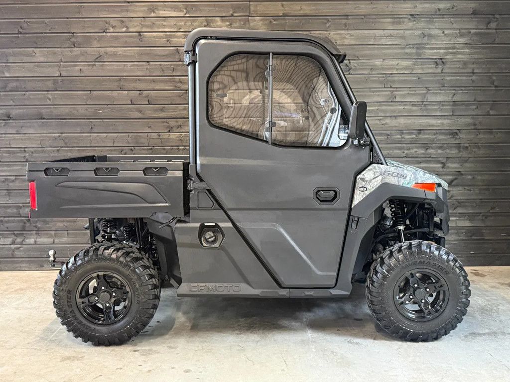 CFMOTO UFORCE 600 4x4 | stuurbekrachtiging | 4X4 | Lier |