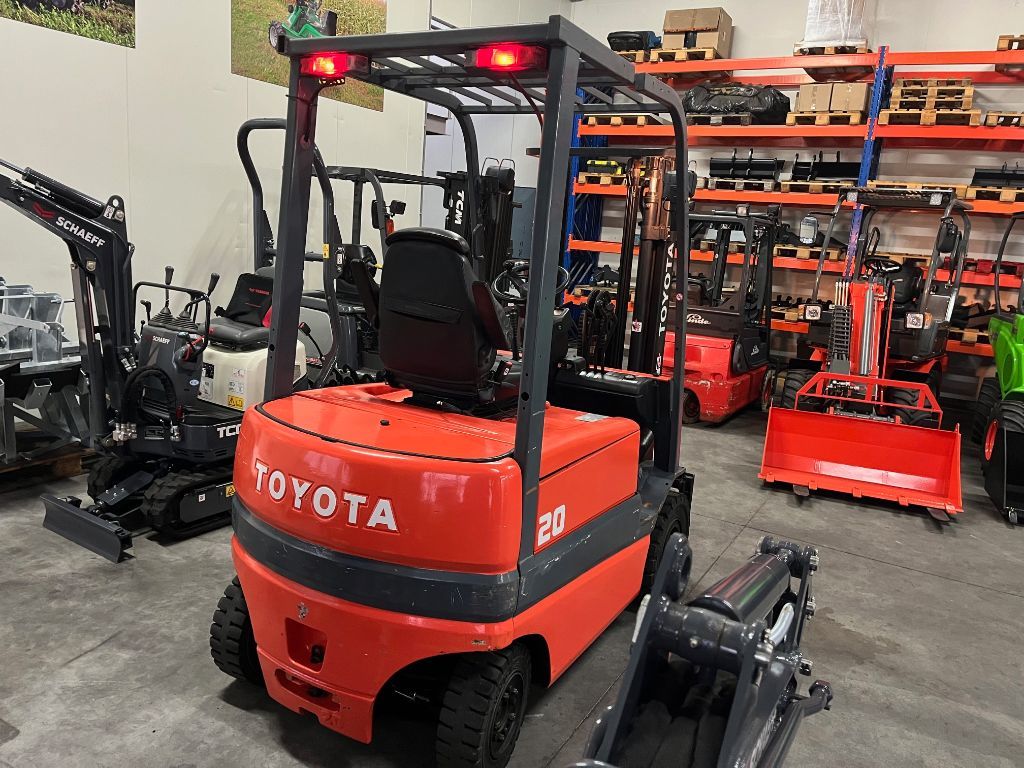 TOYOTA FBMF20 Elektrische heftruck met freelift en sideshift