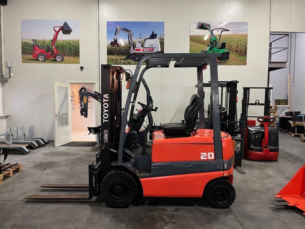 TOYOTA FBMF20 Elektrische heftruck met freelift en sideshift